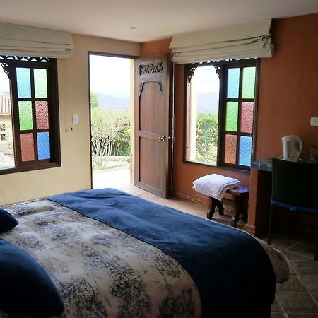 Hotel La Primavera Suites & Casas Campestres Robles Buitenkant foto